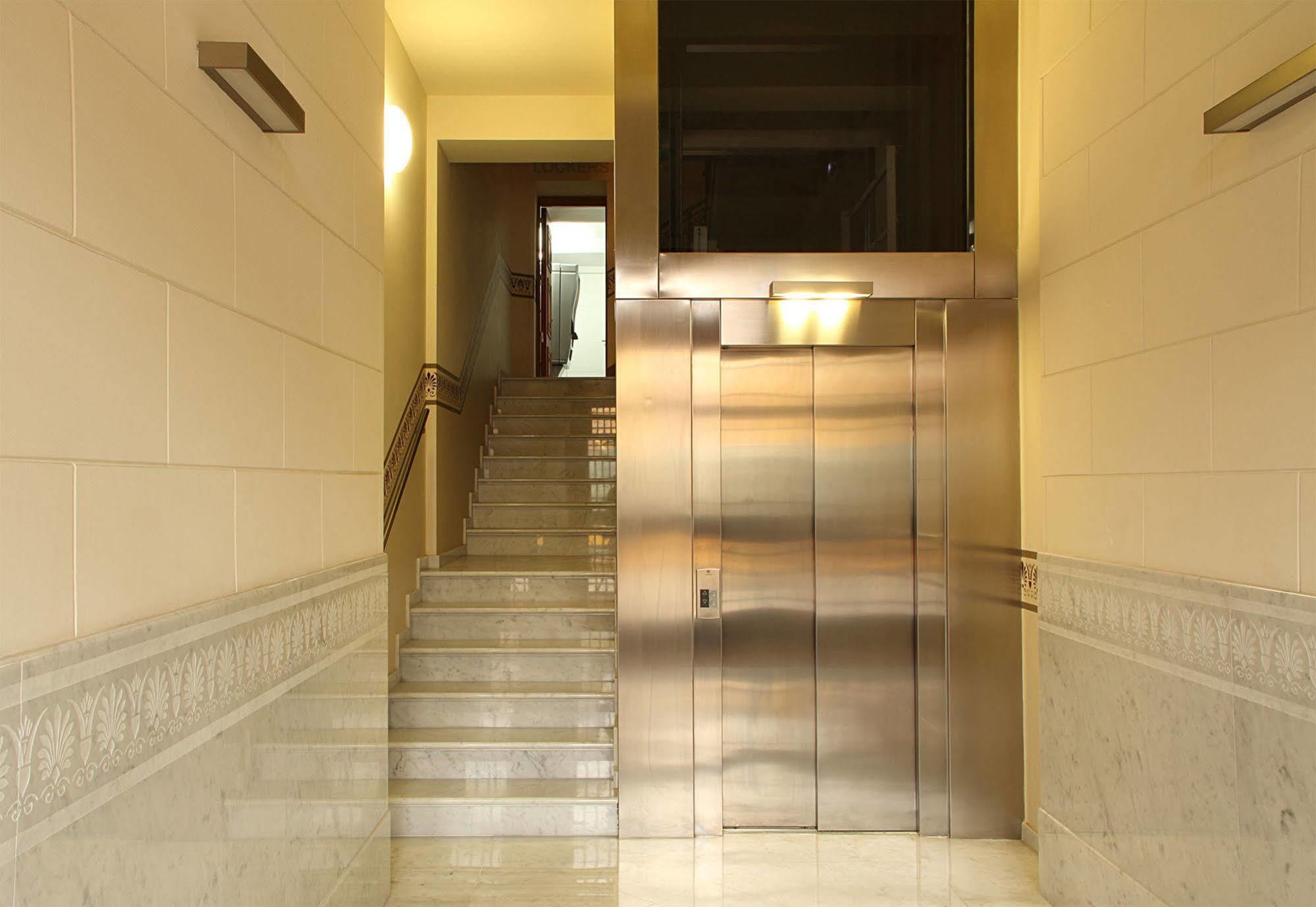 Mh Apartments Center Barcelona Exterior foto